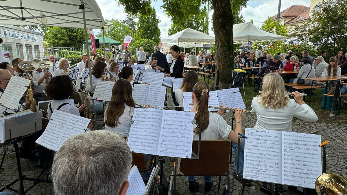 Vatertag am Schloss bei der Musikvereinigung