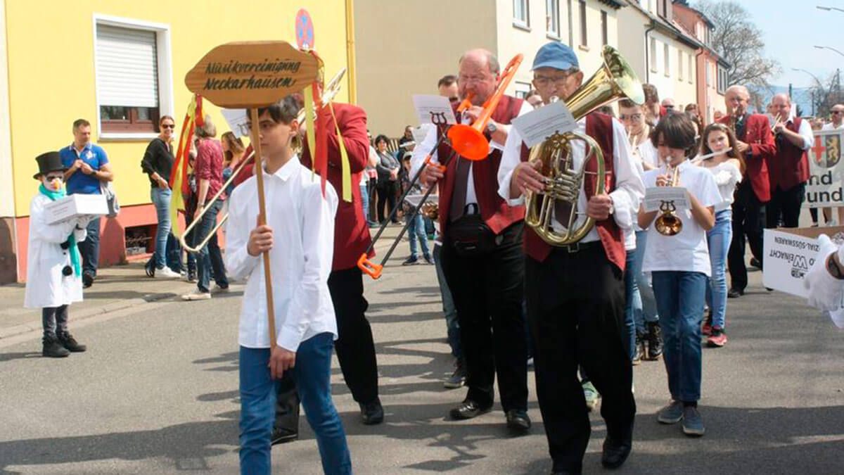 Sommertagszug 2019 (Foto Hannelore Schäfer)