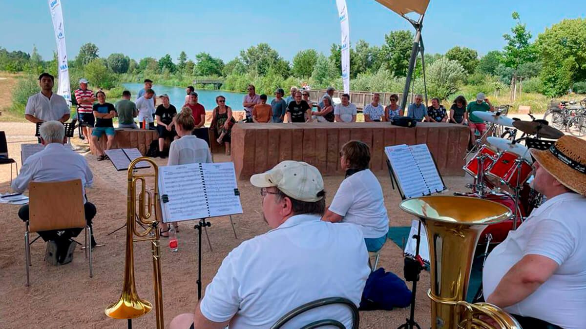 Den Leuten hat's gefallen - die MVN spielte beim lebendigen Neckar 2022