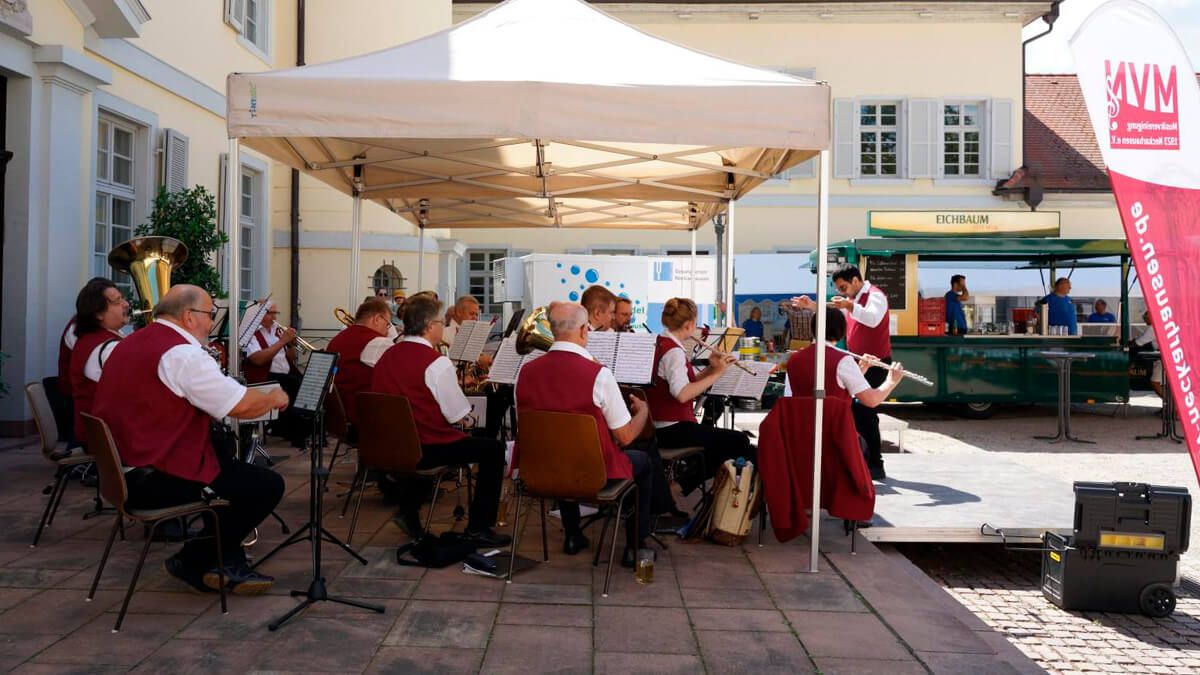 Frühschoppen bei "Rund ums Schloss"