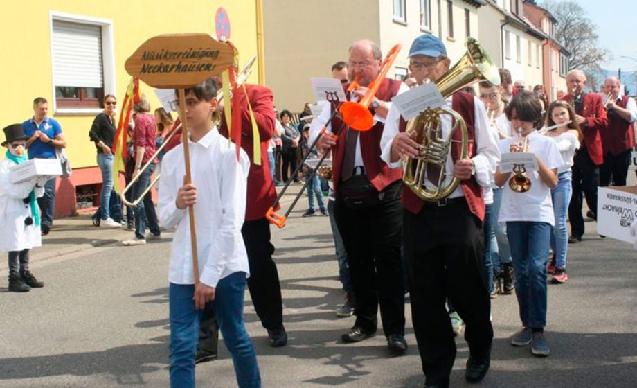 Sommertagszug 2019 (Foto Hannelore Schäfer)