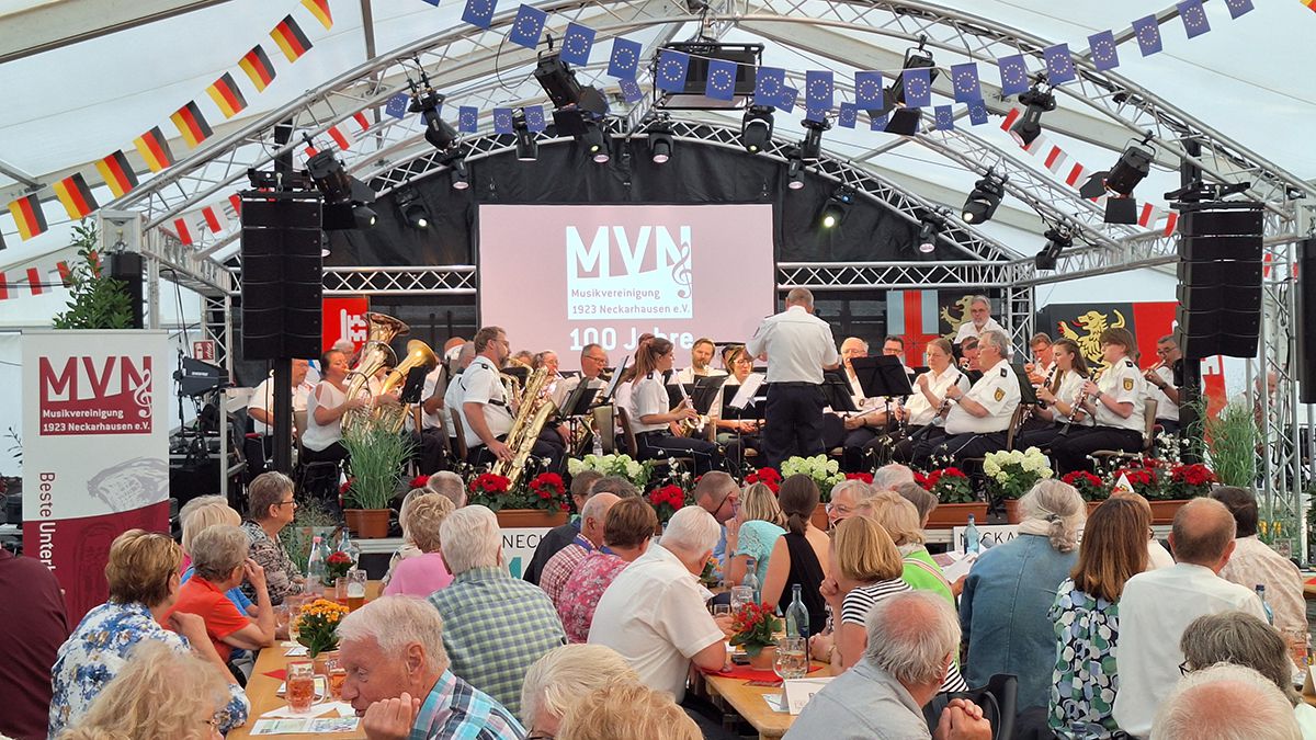 Das Polizeimusikkorps Mannheim beim Jubiläumsabend 100 Jahre Musikvereinigung